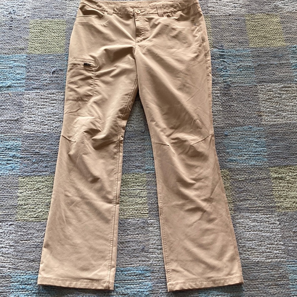 EDDIE BAUER travex khaki pants 12 cargo 1627